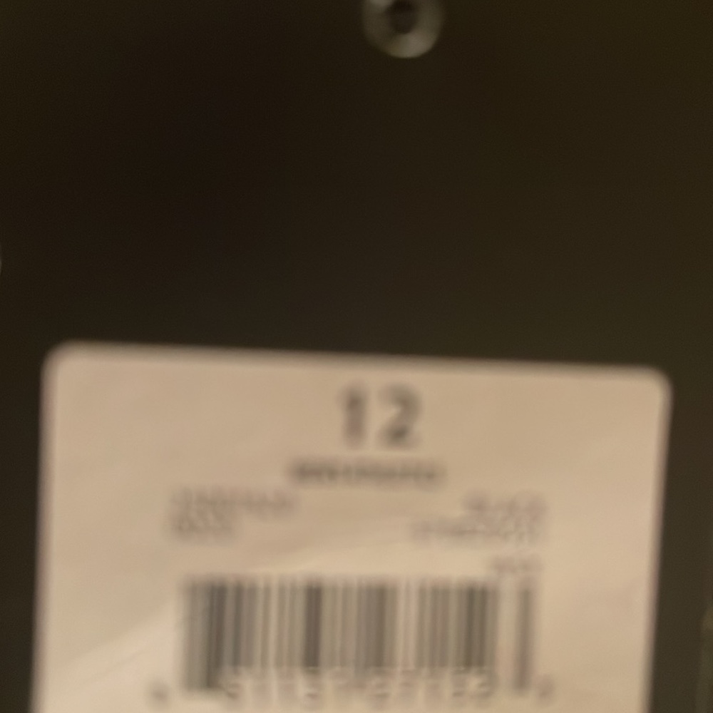Men’s casual athletic black shoe. Men’s size 12 athletic shoe. - Picture 7 of 7